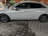 Hyundai Elantra 2024 года за 9 700 000 тг. в Алматы – фото 4