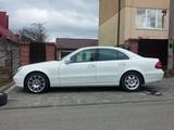 Mercedes-Benz E 320 2003 годаүшін8 900 000 тг. в Костанай – фото 5