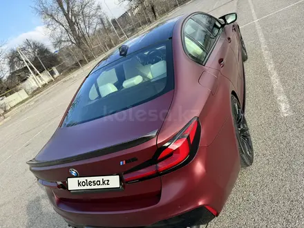 BMW M5 2018 года за 54 990 000 тг. в Алматы – фото 22