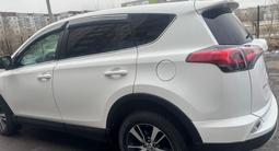 Toyota RAV4 2018 годаүшін9 200 000 тг. в Экибастуз – фото 5