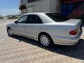 Mercedes-Benz E 320 2000 года за 5 000 000 тг. в Актау – фото 3