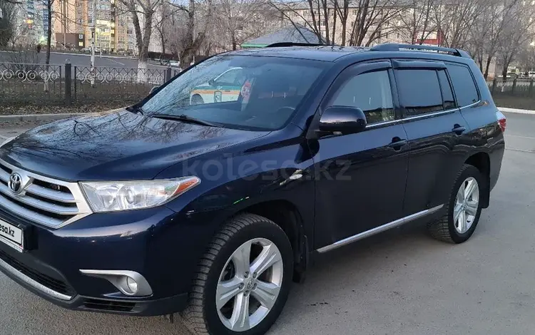 Toyota Highlander 2012 года за 9 850 000 тг. в Уральск