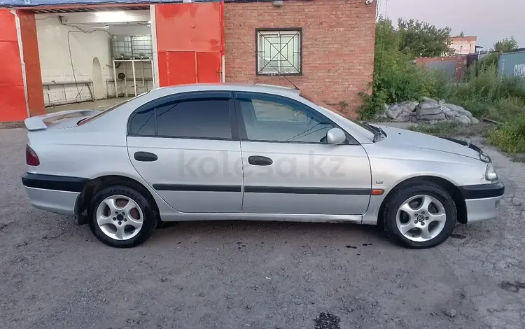 Toyota Avensis 1999 годаүшін2 500 000 тг. в Семей