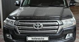 Toyota Land Cruiser 2018 года за 34 100 000 тг. в Алматы – фото 2