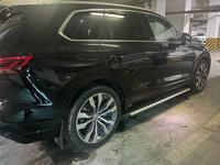 Volkswagen Touareg 2019 года за 29 500 000 тг. в Алматы