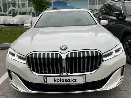 BMW 740 2022 года за 42 500 000 тг. в Алматы – фото 6