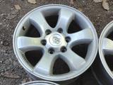 Комплект оригинальных дисков R17. Toyota Prado за 160 000 тг. в Алматы – фото 2