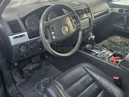 Volkswagen Touareg 2003 года за 2 000 000 тг. в Усть-Каменогорск