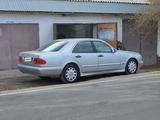 Mercedes-Benz E 230 1997 года за 3 500 000 тг. в Кызылорда – фото 3