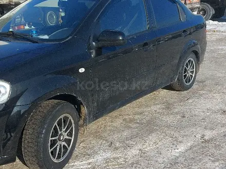 Chevrolet Aveo 2013 года за 3 500 000 тг. в Астана – фото 4