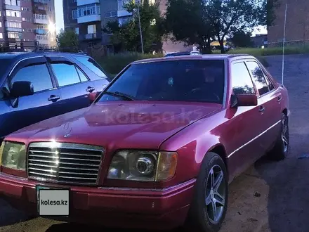 Mercedes-Benz E 220 1994 года за 1 400 000 тг. в Караганда – фото 4