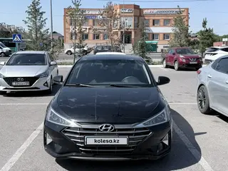 Hyundai Elantra, 2020