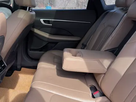 Hyundai Sonata 2023 года за 12 500 000 тг. в Актобе – фото 25