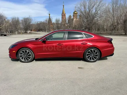 Hyundai Sonata 2023 года за 12 500 000 тг. в Актобе – фото 3