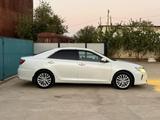 Toyota Camry 2015 года за 10 600 000 тг. в Атырау – фото 5