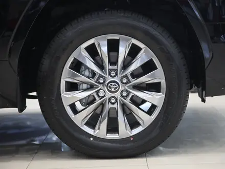 Toyota Land Cruiser Premium+ 2025 года за 69 990 000 тг. в Алматы – фото 12