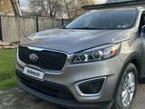 Kia Sorento 2018 года за 7 300 000 тг. в Актобе – фото 2