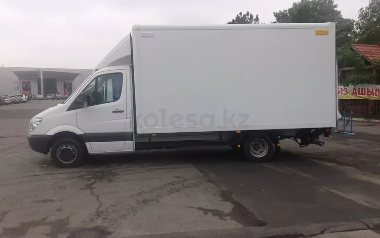 Грузоперевозки Mercedes Sprinter с гидролопатой, грузоперевозки до 3 тон в Алматы