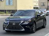 Lexus ES 300h 2014 года за 8 500 000 тг. в Атырау