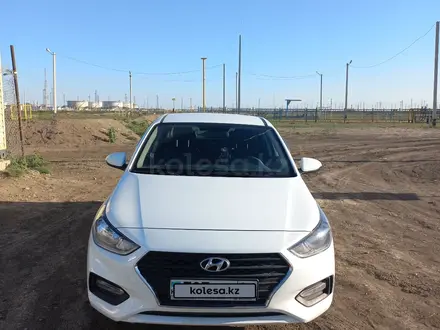 Hyundai Accent 2018 года за 6 990 000 тг. в Атырау – фото 6