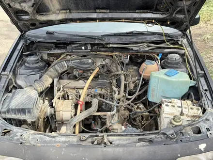 Volkswagen Passat 1991 года за 450 000 тг. в Семей – фото 11