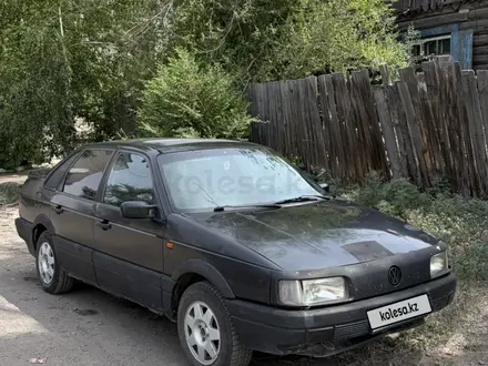 Volkswagen Passat 1991 года за 450 000 тг. в Семей – фото 2