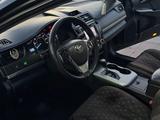 Toyota Camry 2013 года за 5 500 000 тг. в Актобе