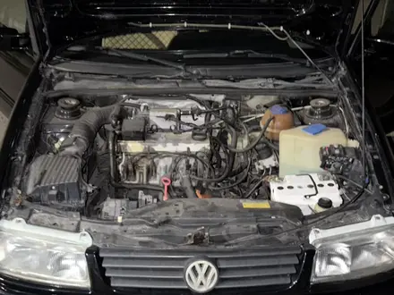 Volkswagen Passat 1995 года за 1 750 000 тг. в Тараз – фото 8