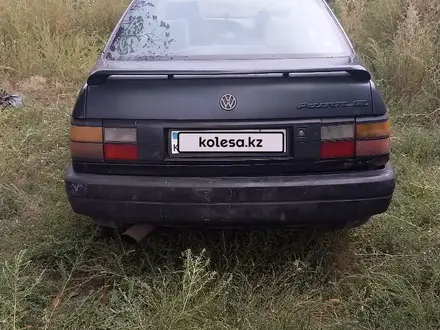 Volkswagen Passat 1992 года за 1 100 000 тг. в Караганда – фото 3