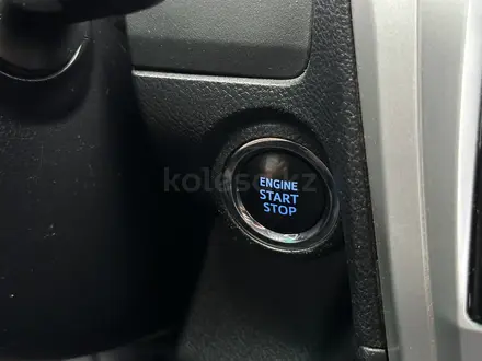 Toyota Camry 2014 года за 10 000 000 тг. в Атырау – фото 14