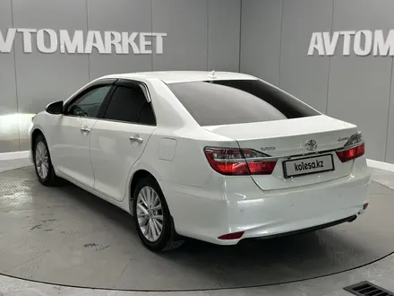 Toyota Camry 2014 года за 10 000 000 тг. в Атырау – фото 3