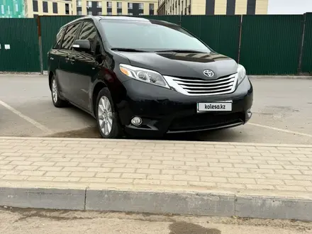 Toyota Sienna 2016 года за 15 700 000 тг. в Астана