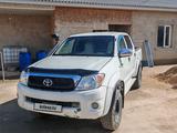 Toyota Hilux 2006 года за 5 500 000 тг. в Жанаозен – фото 2