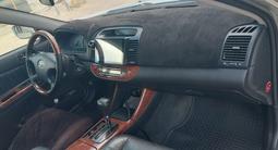 Toyota Camry 2003 годаүшін5 500 000 тг. в Байконыр – фото 2