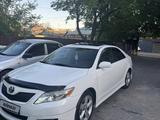 Toyota Camry 2010 года за 6 300 000 тг. в Туркестан – фото 2