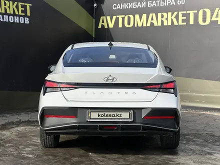 Hyundai Elantra 2025 года за 8 790 000 тг. в Актобе – фото 5