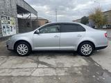 Volkswagen Jetta 2010 года за 3 200 000 тг. в Семей – фото 4