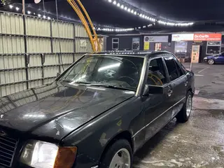 Mercedes-Benz E 280