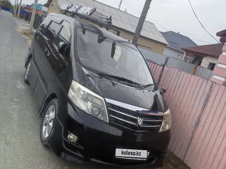 Toyota Alphard 2004 года за 4 550 000 тг. в Атырау