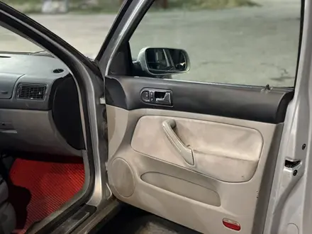 Volkswagen Golf 2002 года за 1 700 000 тг. в Тараз – фото 12