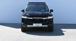 Toyota Land Cruiser GR Sport 2022 года за 43 500 000 тг. в Атырау – фото 2