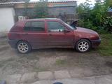 Volkswagen Golf 1993 года за 900 000 тг. в Семей – фото 2