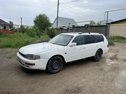 Toyota Camry 1995 года за 2 300 000 тг. в Алматы – фото 2