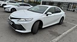 Toyota Camry 2023 года за 20 500 000 тг. в Алматы – фото 4