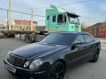 Mercedes-Benz E 200 2003 года за 4 000 000 тг. в Тараз