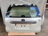 Крышка багажника Toyota Land Cruiser 150 за 270 000 тг. в Алматы
