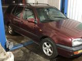 Volkswagen Golf 1994 годаүшін900 000 тг. в Усть-Каменогорск – фото 4