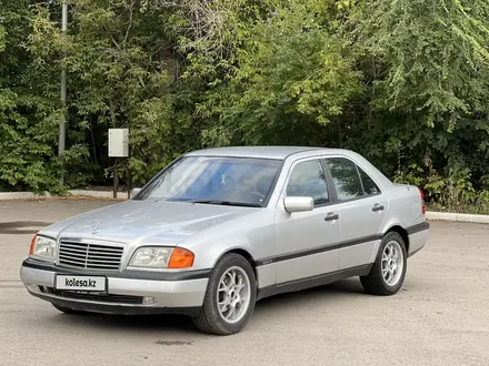 Mercedes-Benz C 200 1997 года за 2 300 000 тг. в Караганда – фото 3