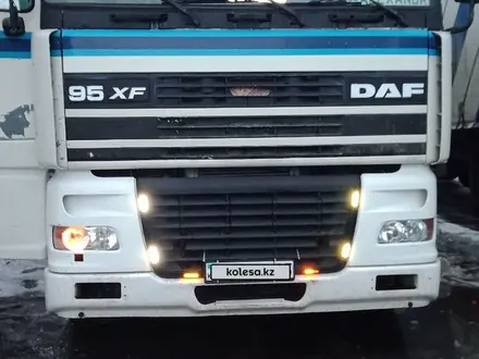 DAF  95XF 1998 года за 9 500 000 тг. в Талдыкорган – фото 2