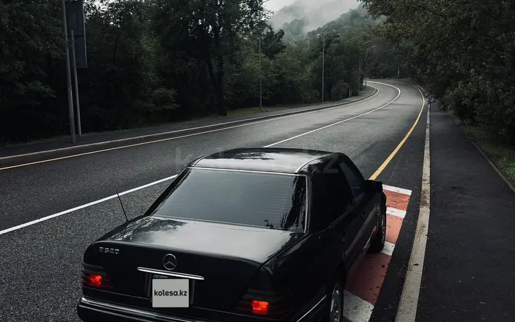 Mercedes-Benz E 280 1994 года за 1 700 000 тг. в Алматы